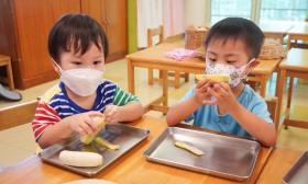 กิจกรรมประกอบอาหาร บ้านเด็กเล็ก (กล้วยอบน้ำผึ้ง) พฤ. 25 เม.ย ... FLEXI_IMAGE 9