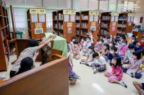 ป.1 นิทานหุ่นมือ &quot;บทบาทหน้าที่ของคนในครอบครัว&quot; (5 ก.ค.65) Image 6