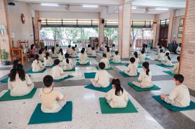 ป.2 &quot;การฝึกสมาธิ&quot; นั่งสมาธิ สวดมนต์และโยคะ (27 ก.ค.65) Image 3