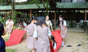 ป.๕ “ส่งฉันให้ถึงฝั่งฝัน” ทดลองเรื่องแรงเสียดทาน (๓๑ ต.ค.๖๕) Image 4