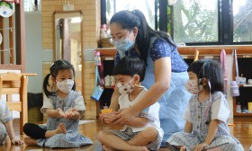 น้องอนุบาล ตกแต่งกระทง (๘ พ.ย.๖๕) Image 5