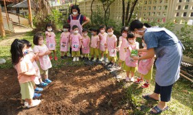 กิจกรรมเกษตรบ้านเด็กเล็ก (ปลูกผักสวนครัว) - พฤ. ๑๒ ม.ค. ๖๖ Image 1