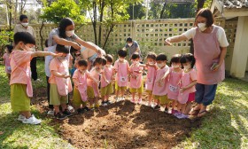 กิจกรรมเกษตรบ้านเด็กเล็ก (ปลูกผักสวนครัว) - พฤ. ๑๒ ม.ค. ๖๖ Image 2