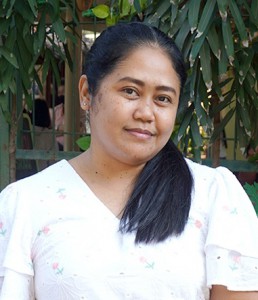 ดวงดาว คุ้มแว่น (ครูดาว) Image 1