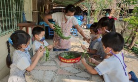 โครงการลูกเจี๊ยบน่ารัก การทดลองสมมติฐานอาหารไก่ อ.๒/๑ (๒๔ ม. ... Image 5