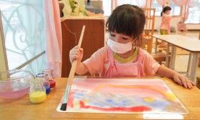 กิจกรรมระบายสีน้ำ-วาดสีเทียน (บ้านเด็กเล็ก) - ๓ ก.พ. ๖๖ Image 2