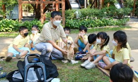 อ.๒/๑ พบวิทยากรเลี้ยงไก่ Silky และดูเล้าไก่ไข่ (๖-๗ ก.พ.๖๖) Image 4