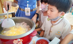 ป.2 กิจกรรมทำอาหาร &quot;คุณหนูเข้าครัว&quot; (17 ก.ค.66) Image 16