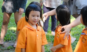 กีฬาสานพลังนอกรอบ ชักเย่อรอบคัดเลือก อนุบาล 1 (จ. 6 พ.ย.66) Image 15