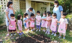 กิจกรรมเกษตรบ้านเด็กเล็ก (ปลูกผักสวนครัว) - จ.8 ม.ค.67 Image 9