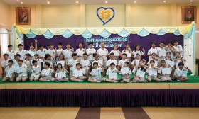 งานไม้งามแห่งวรรณสว่างจิต (พิธีรับประกาศนียบัตรและบายศรีสู่ข ... Image 16