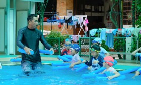 กิจกรรมว่ายน้ำ อนุบาล 3 (พ. 5 มิ.ย.67) Image 6