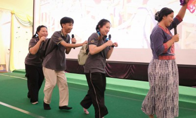คุณครู ป.5 แสดงบทบาท หน้าที่ ของแต่ละอาชีพ (16 ก.ค.67) FLEXI_IMAGE 1