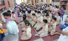 ถวายเทียนพรรษา ณ วัดกำแพง (19 ก.ค.67) Image 3
