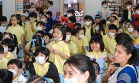ละครวันจันทร์ในเรือนอนุบาล เรื่อง เที่ยวงานวันเด็ก (จ. 6 ม.ค ... Image 10
