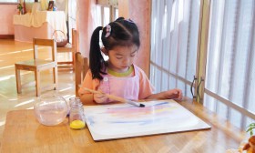 กิจกรรมระบายสีน้ำ และวาดสีเทียน บ้านเด็กเล็ก (ศ. 10 ม.ค. 68) Image 1