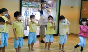 กิจกรรม Creative Movement อนุบาล 2 (จ. 20 ม.ค.68) Image 8