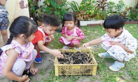 น้องเด็กเล็กปลูกผักบุ้ง (จ. 10 ก.พ. 68) Image 10