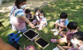น้องเด็กเล็กปลูกผักบุ้ง (จ. 10 ก.พ. 68) Image 3