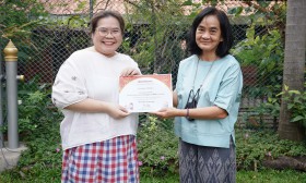 มอบเกียรติบัตรโครงการ &quot;Nanmeebooks Reading Club&quot; ระดับชั้นปร ... Image 11