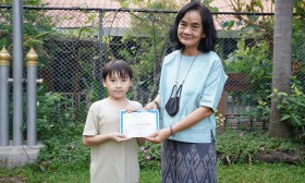 มอบเกียรติบัตรโครงการ &quot;Nanmeebooks Reading Club&quot; ระดับชั้นปร ... Image 3