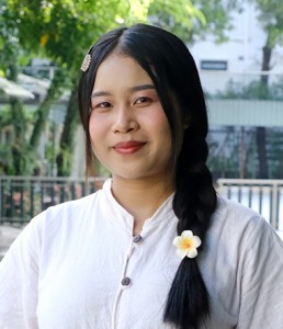 น้ำทิพย์ มาน้ำเที่ยง (ครูน้ำ) Image 1
