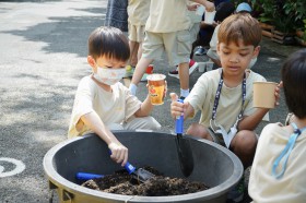 ป.๒ บูรณาการกิจกรรม &quot;ปลูกดอกไม้&quot; (๖ มิ.ย.๖๘) Image 4