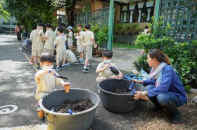 ป.๒ บูรณาการกิจกรรม &quot;ปลูกดอกไม้&quot; (๖ มิ.ย.๖๘) Image 5