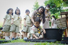 ป.๑ บูรณาการกิจกรรมปลูกยอดอ่อนทานตะวัน (๕ มิ.ย.๖๘) Image 2