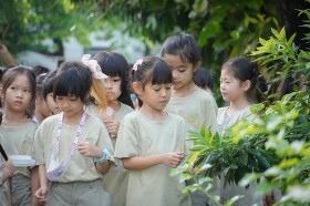 ป.๑ กิจกรรมปลูกผักบุ้ง (๖ มิ.ย.๖๘) Image 2