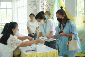 ภาพกิจกรรมธรรมบรรยาย &quot;ใจสงบ จิตสว่าง&quot; (ศ. ๖ มิ.ย.๖๘) Image 3