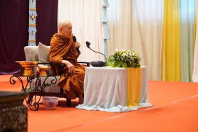 ภาพกิจกรรมธรรมบรรยาย &quot;เรียนเพราะรัก&quot; (จ. ๙ มิ.ย.๖๘) Image 7
