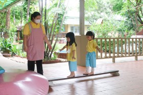 กิจกรรมพลศึกษา อนุบาล ๑ (จ. ๒๖ พ.ค.๖๘) Image 3