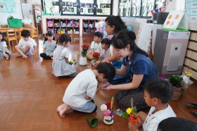 กิจกรรมไหว้ครู ในเรือนอนุบาล (พฤ. ๑๒ มิ.ย.๖๘) Image 4