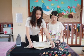 ป.๕ กิจกรรม &quot; รีดผ้า &quot; (๑ ก.ค.๖๘) Image 3