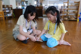 กิจกรรมห้องสมุดอนุบาล ๑ กุ๊กไก่ด้วยมือของฉัน FLEXI_IMAGE 7