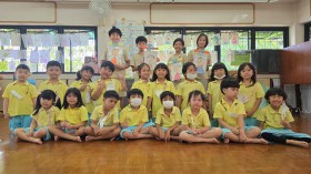 น้องอนุบาลชมละครและมอบของที่ระลึกให้พี่ ป.๖ (จ. ๗ ก.ค.๖๘) FLEXI_IMAGE 1