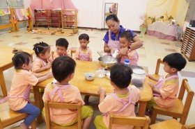 น้องเด็กเล็กทำคุกกี้ให้คุณแม่ (๖-๗ ส.ค. ๖๘) FLEXI_IMAGE 5