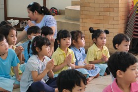 กิจกรรมธรรมสนุก ในเรือนอนุบาล (ศ. ๘ ส.ค.๖๘) FLEXI_IMAGE 2