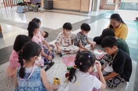 ป.๑ กิจกรรมบูรณาการเล่นหลากหลายกับวัสดุหลากชนิด (๙ กันยายน ๒ ... Image 3