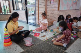 ป.๑ กิจกรรมบูรณาการเล่นหลากหลายกับวัสดุหลากชนิด (๙ กันยายน ๒ ... Image 8