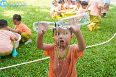 กิจกรรมเล่นสนุกกับน้ำ (บ้านเด็กเล็ก) - ศ. ๑๐ ต.ค. ๖๘ Image 1
