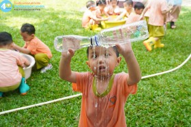 กิจกรรมเล่นสนุกกับน้ำ (บ้านเด็กเล็ก) - ศ. ๑๐ ต.ค. ๖๘ Image 4
