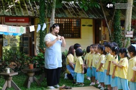 อนุบาล ๑ เล่นสนุกกับใบไม้ (ศ. ๑๗ ต.ค.๖๘) Image 3