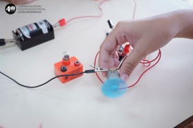 ป.๖ เรียนรู้การต่อวงจรไฟฟ้า (๓๐ ต.ค.๖๘) Image 8