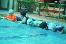 กิจกรรมว่ายน้ำ บ้านเด็กเล็ก (๔, ๖ พ.ย. ๖๘) Image 1