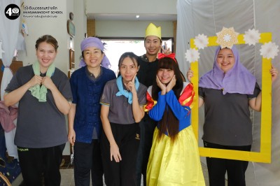 นิทานวันจันทร์ สโนว์ไวท์กับคนแคระทั้ง 4 (จ. 3 พ.ย.68) Image 1