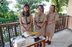 ป.๒ ฐานกิจกรรมการจัดเก็บเสื้อผ้าและเครื่องแต่งกาย (พฤ. ๘ ... Image 2