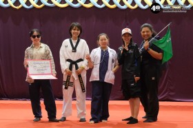 อนุบาล ๓ เดินแฟชั่นอาชีพในฝัน (พฤ. ๘ ม.ค.๖๙) Image 12