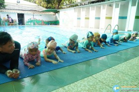 กิจกรรมระบายสีน้ำ และวาดสีเทียน (บ้านเด็กเล็ก) ๖,๑๓ ก.พ. ๖๙ Image 5